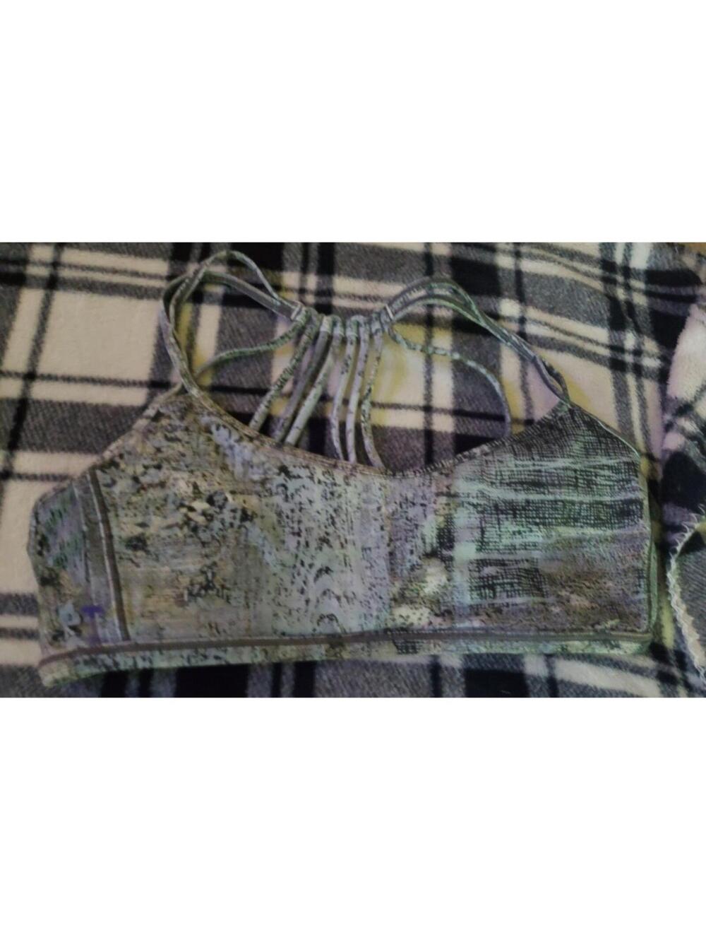 Lululemon sz 10 women's Sports Bra grey